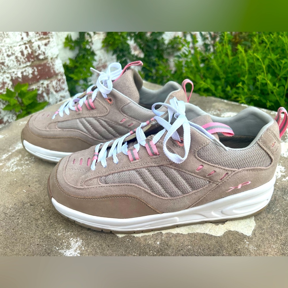 KP Gray And Pink Sneakers Adult Size 9 Adaptive and AFO footwear